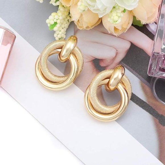 Twisted Earrings Round Double Circle Stud Earrings Statement - Picture 3 of 5